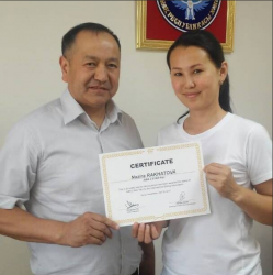 Бокс: рефери из Кыргызстана стала судьей континентального уровня