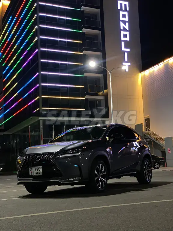 В продаже LexusНХ200Т .