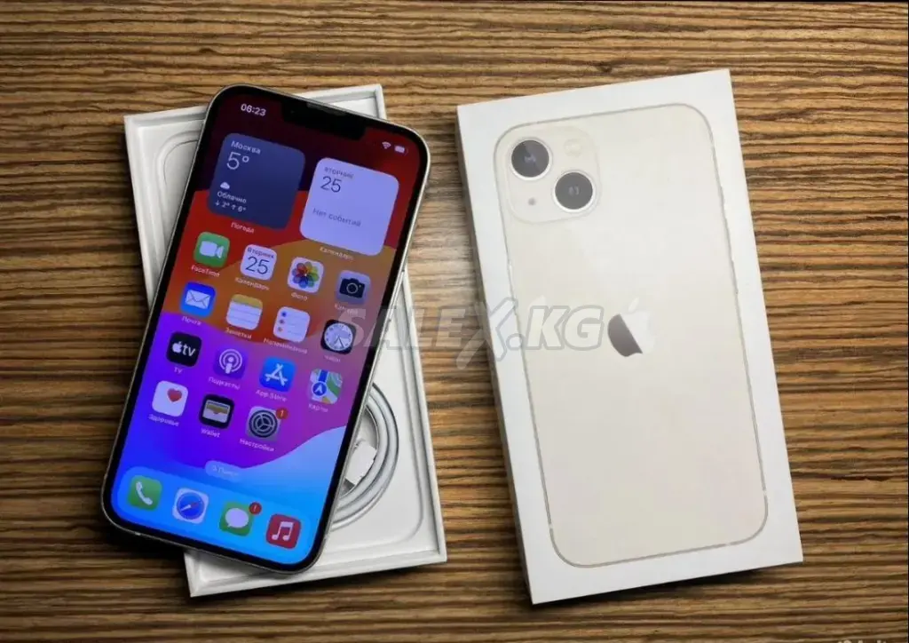 iPhone 13 в отличном состоянии